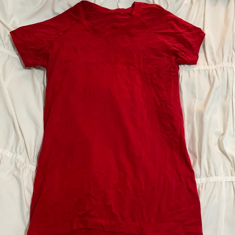 Lululemon swiftly tech short sleeve top